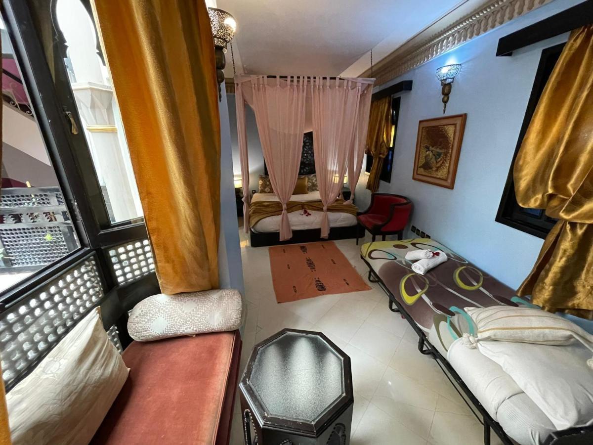 Riad 7 Pierres Эс-Сувейра Номер фото